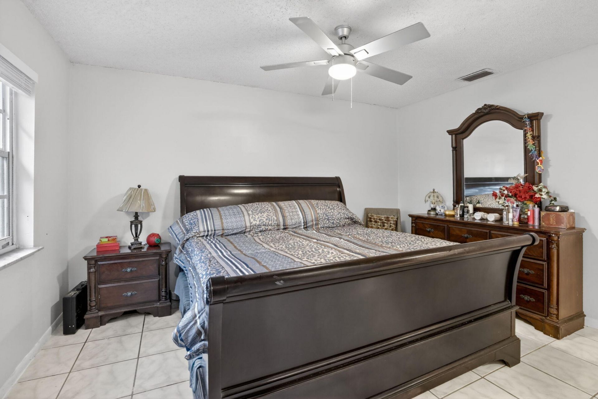 1411 NW 89th Avenue, Pembroke Pines, FL 33024 Photo