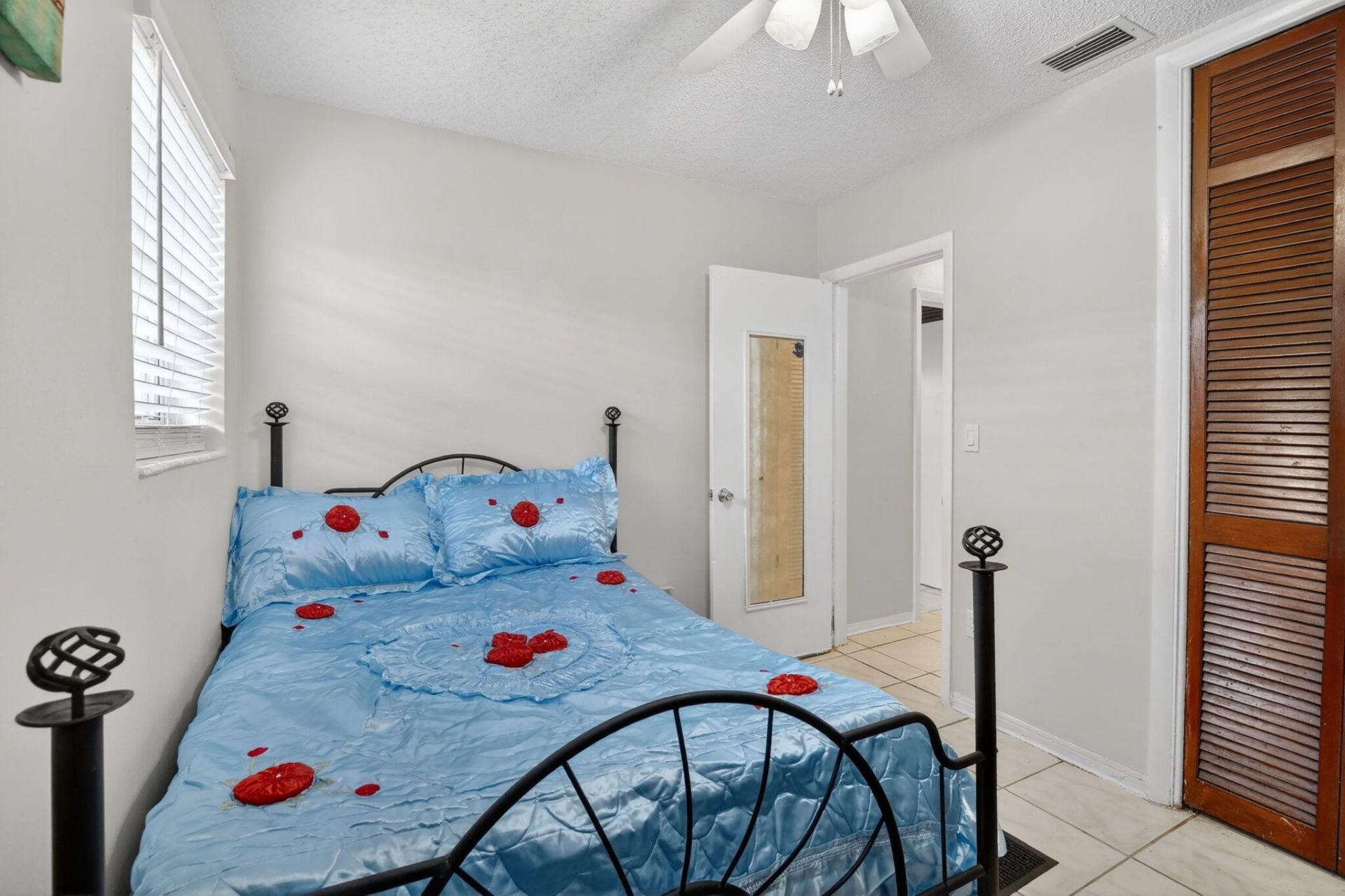 1411 NW 89th Avenue, Pembroke Pines, FL 33024 Photo