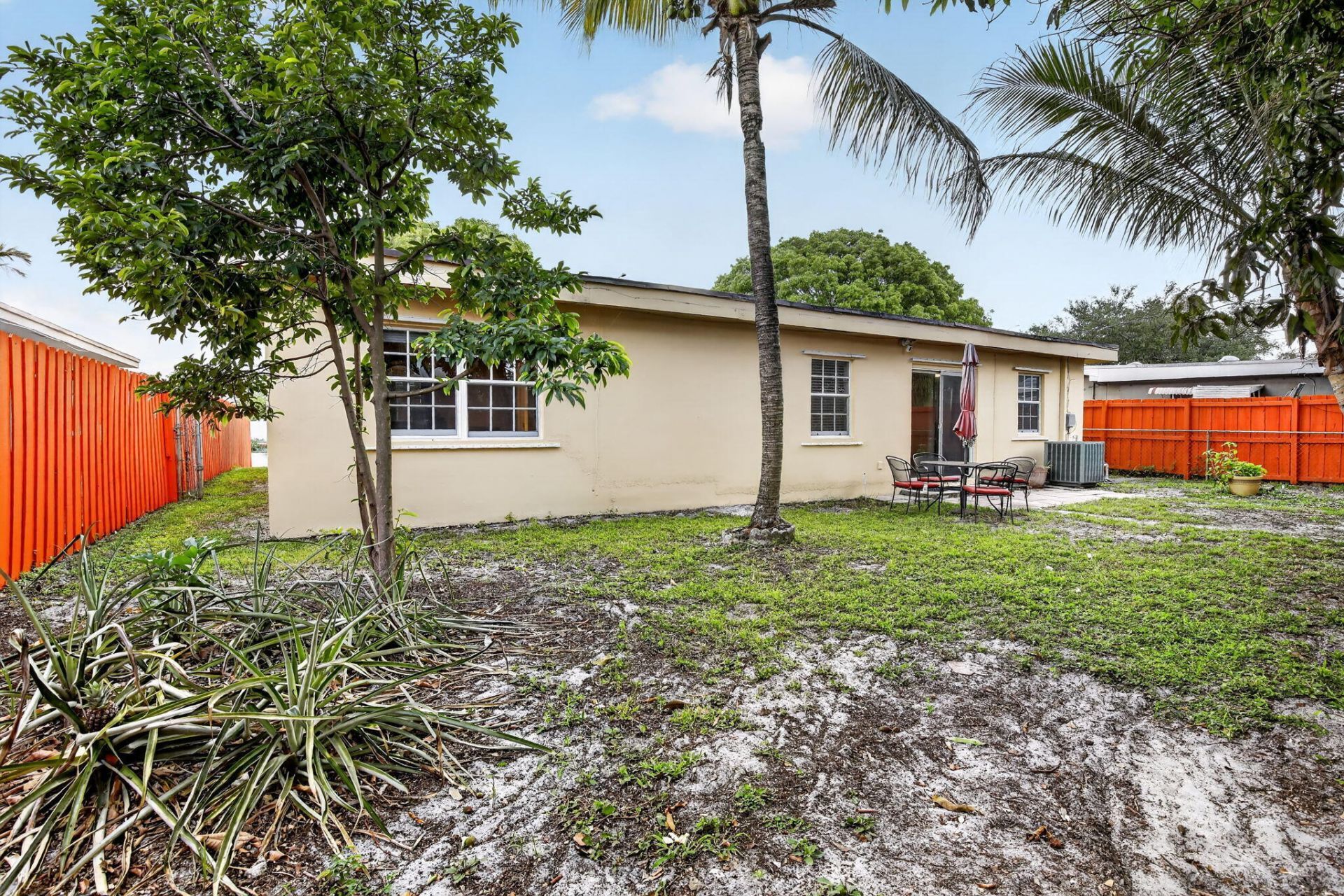1411 NW 89th Avenue, Pembroke Pines, FL 33024 Photo