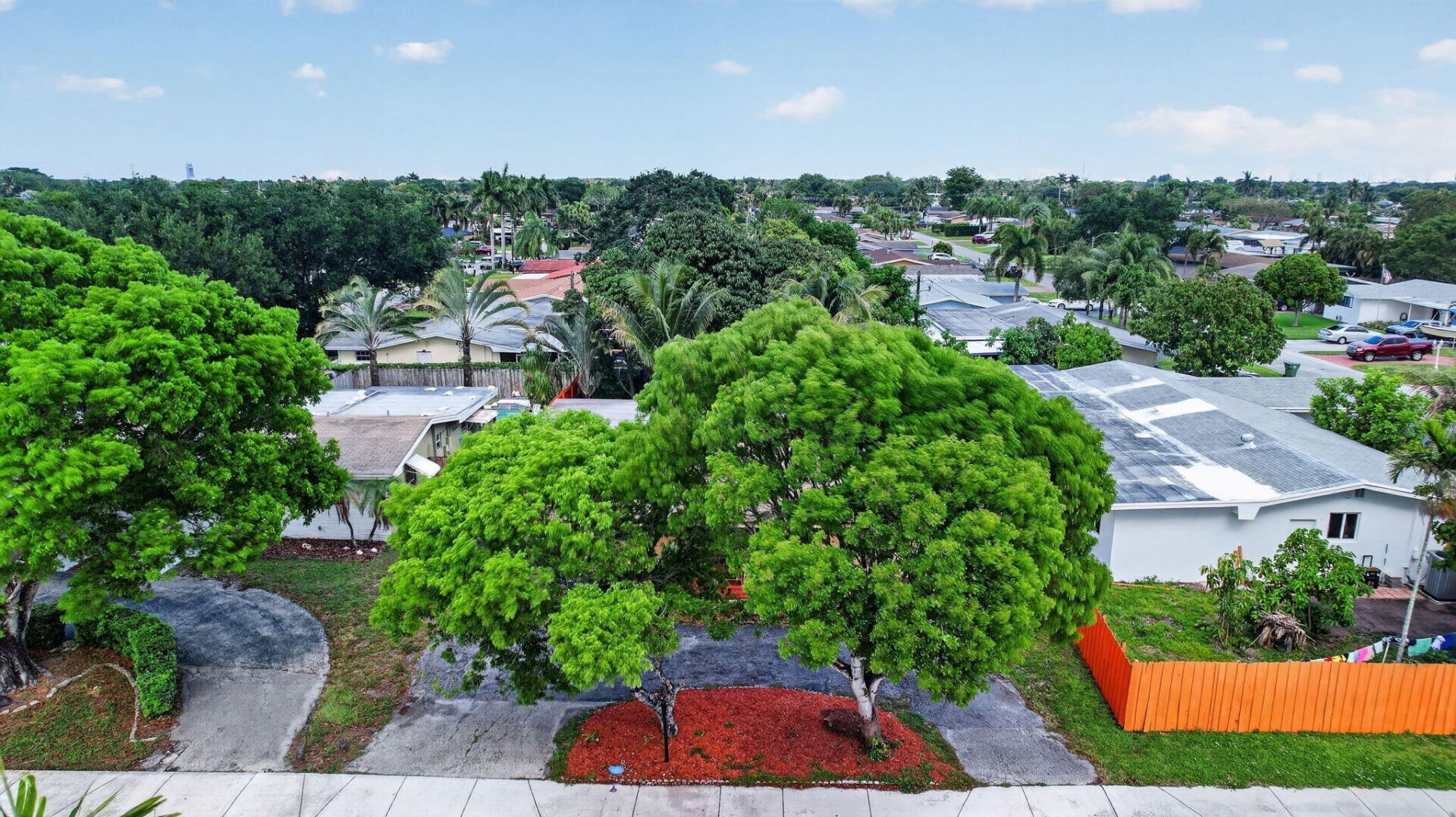 1411 NW 89th Avenue, Pembroke Pines, FL 33024 Photo