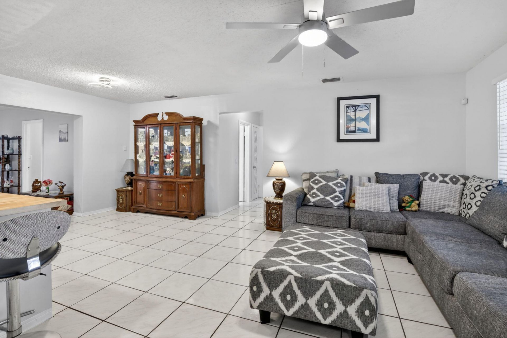 1411 NW 89th Avenue, Pembroke Pines, FL 33024 Photo