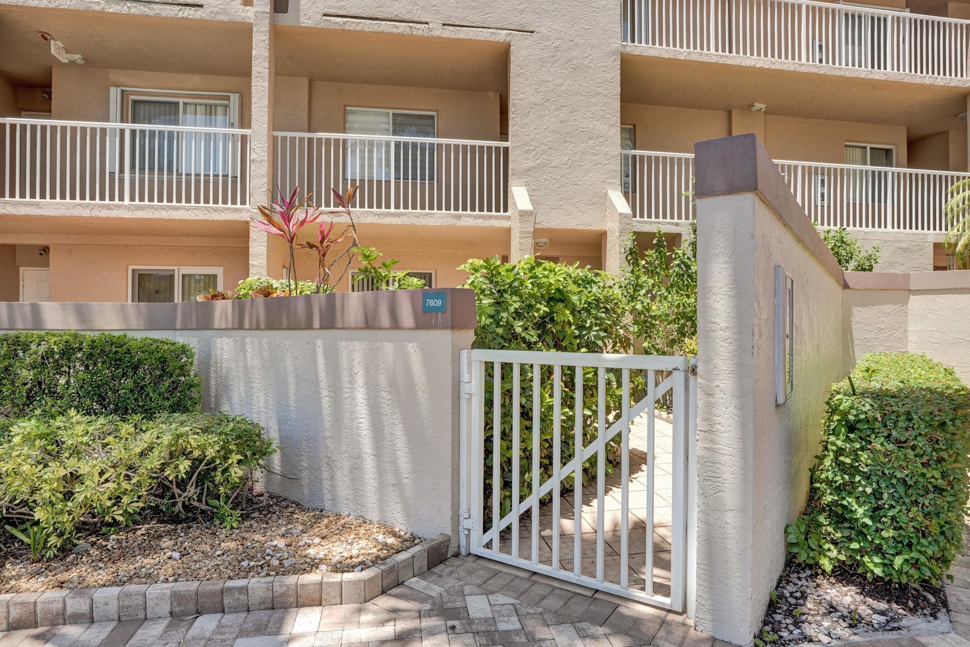 7609 Granville Drive, Unit 105, Tamarac, FL 33321 Photo