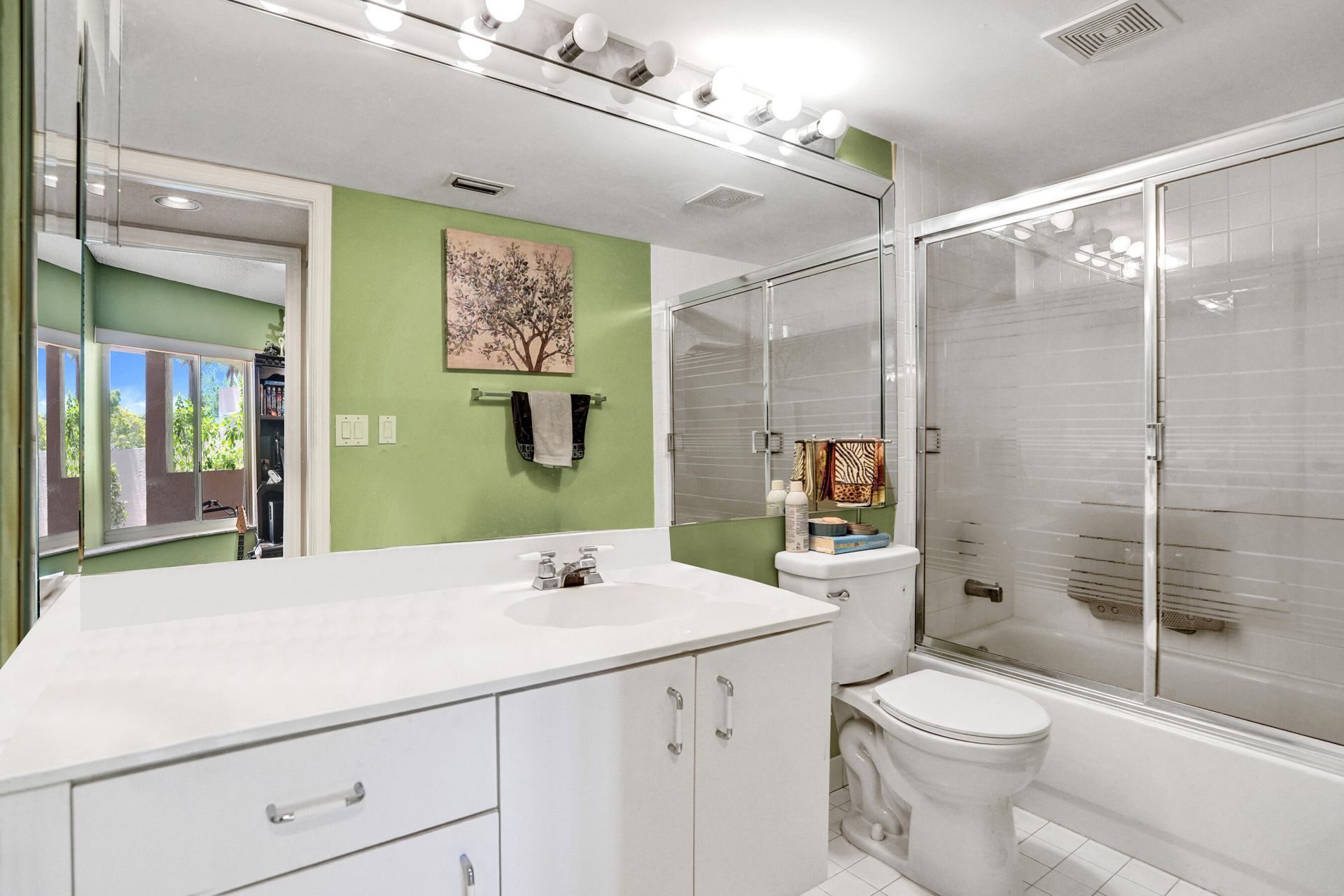 7609 Granville Drive, Unit 105, Tamarac, FL 33321 Photo