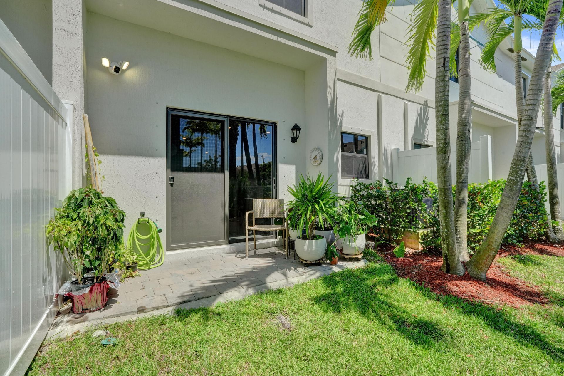 975 NW 3rd Terrace, Pompano Beach, FL 33060 Photo