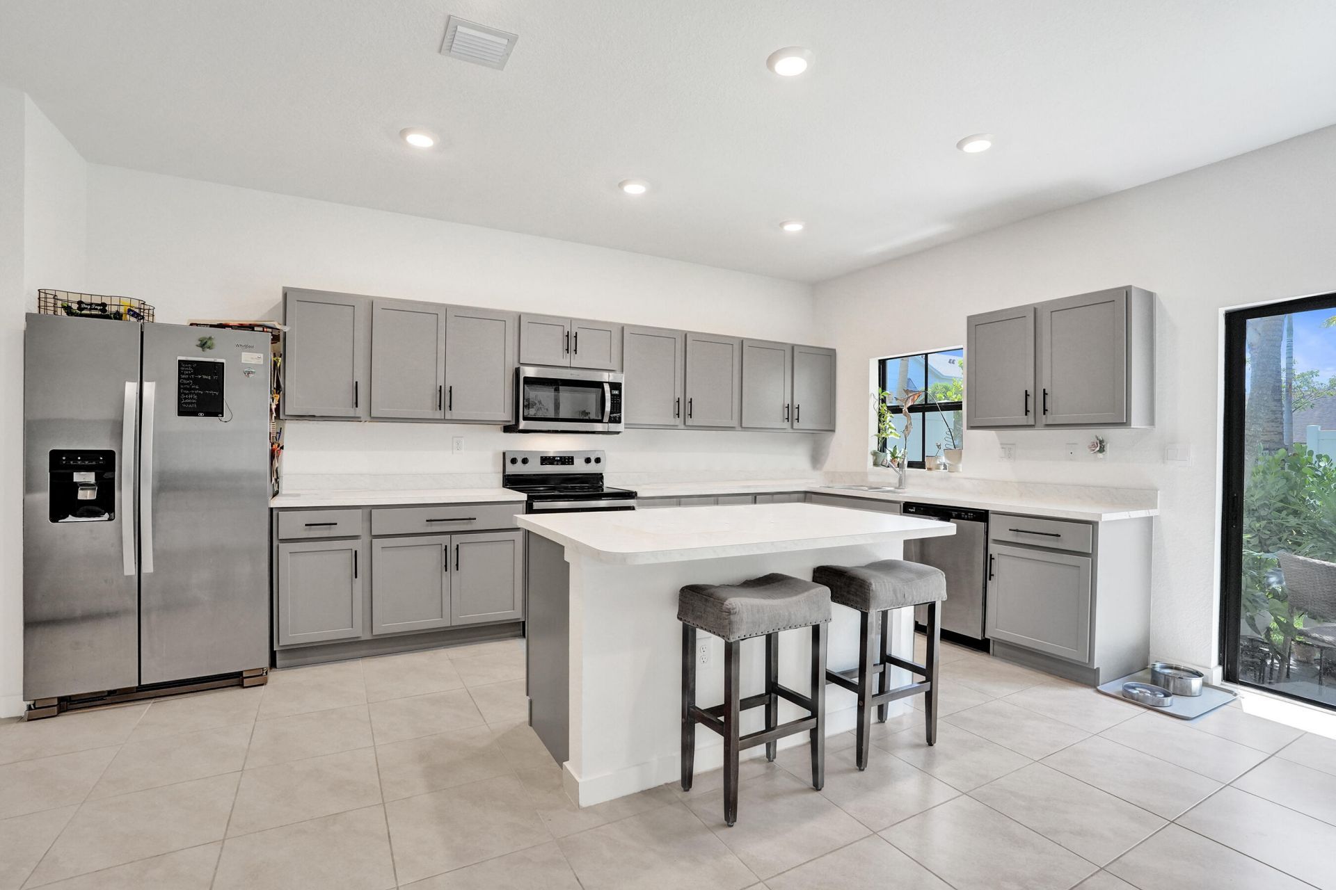 975 NW 3rd Terrace, Pompano Beach, FL 33060 Photo