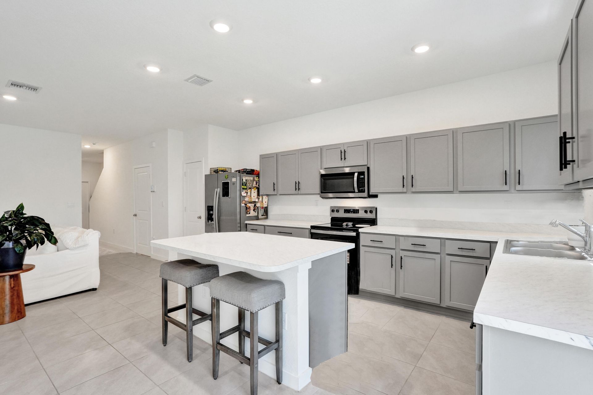 975 NW 3rd Terrace, Pompano Beach, FL 33060 Photo