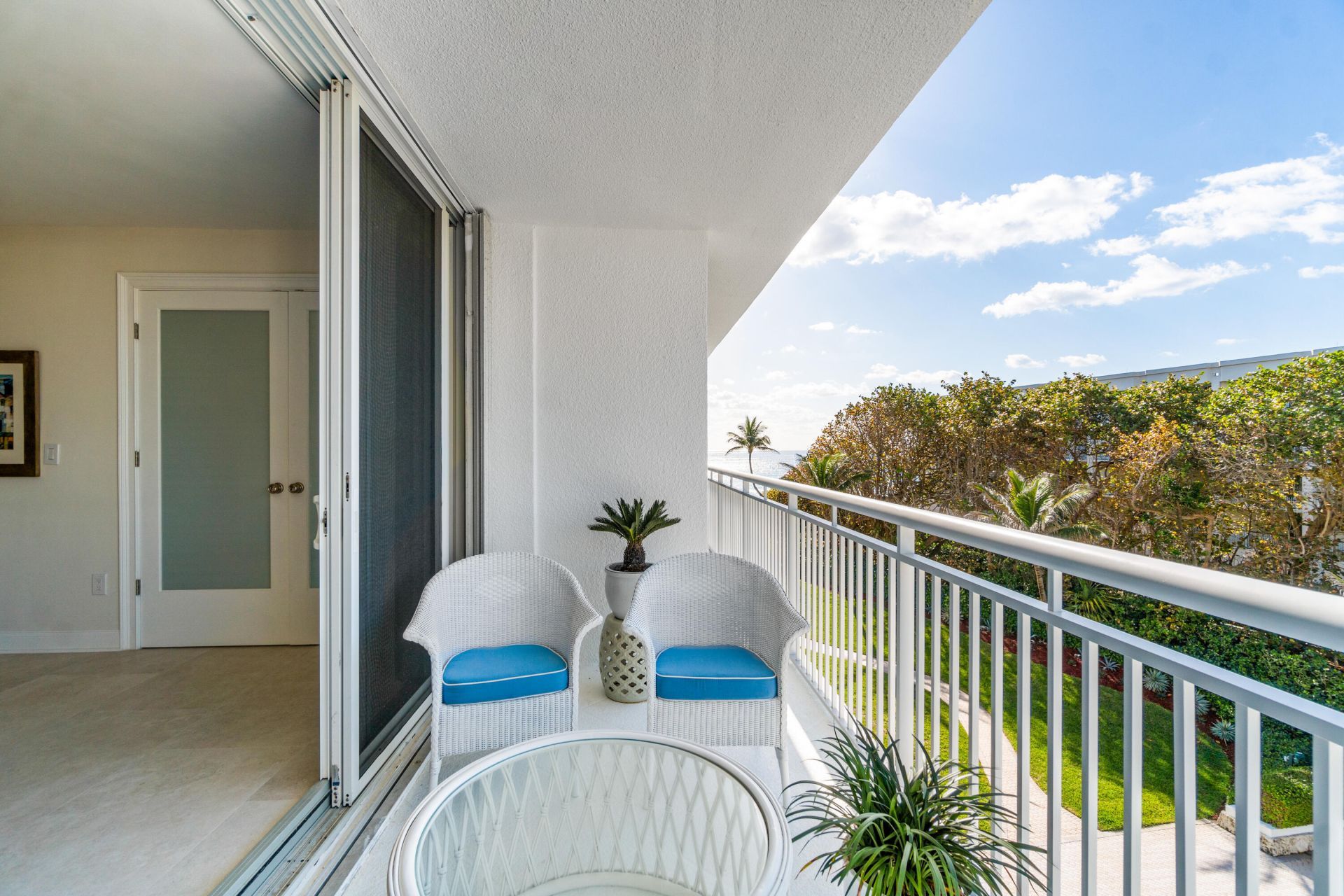 2780 S Ocean Boulevard, Unit 406, Palm Beach, FL 33480 Photo