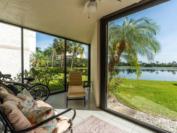 16401 Golf Club Road, Unit 113, Weston, FL 33326