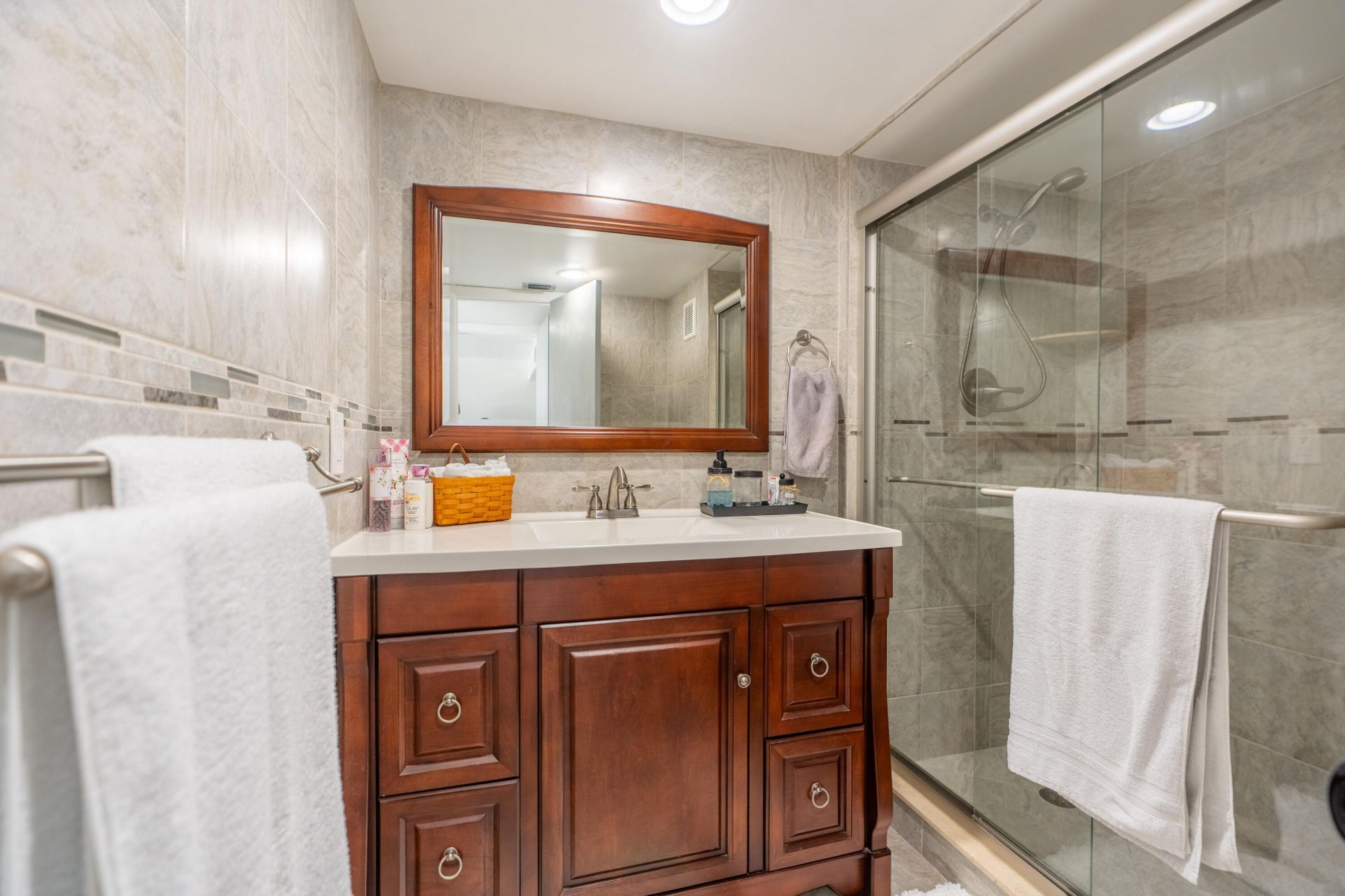 16401 Golf Club Road, Unit 113, Weston, FL 33326 Photo