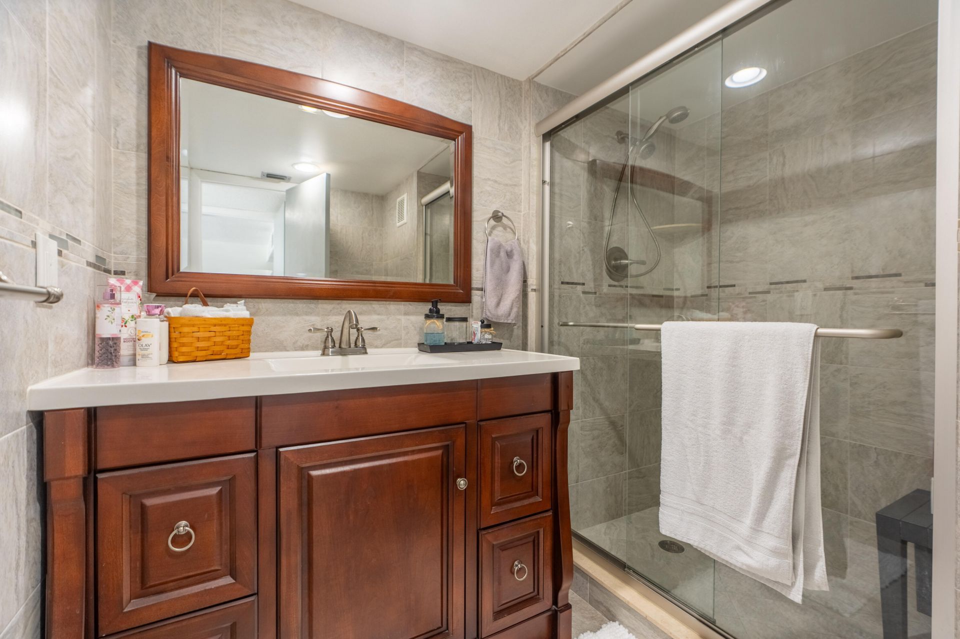 16401 Golf Club Road, Unit 113, Weston, FL 33326 Photo