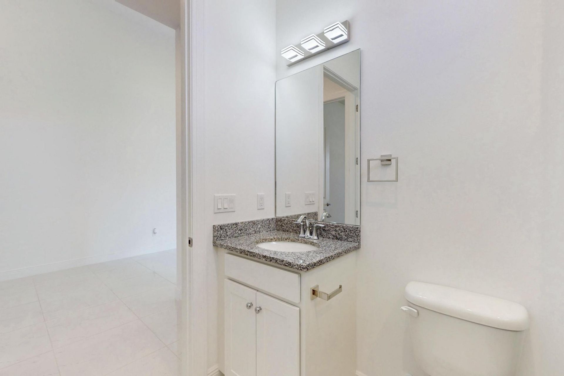 8580 SW Cantante Way, Port Saint Lucie, FL 34987 Photo