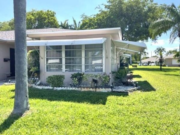 1350 High Point Way Way SE, Unit D, Delray Beach, FL 33445