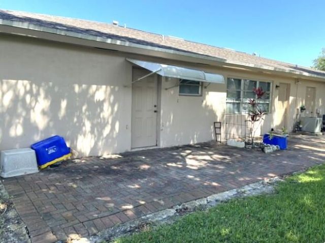 1350 High Point Way Way Se, Unit D, Delray Beach, FL 33445 Photo