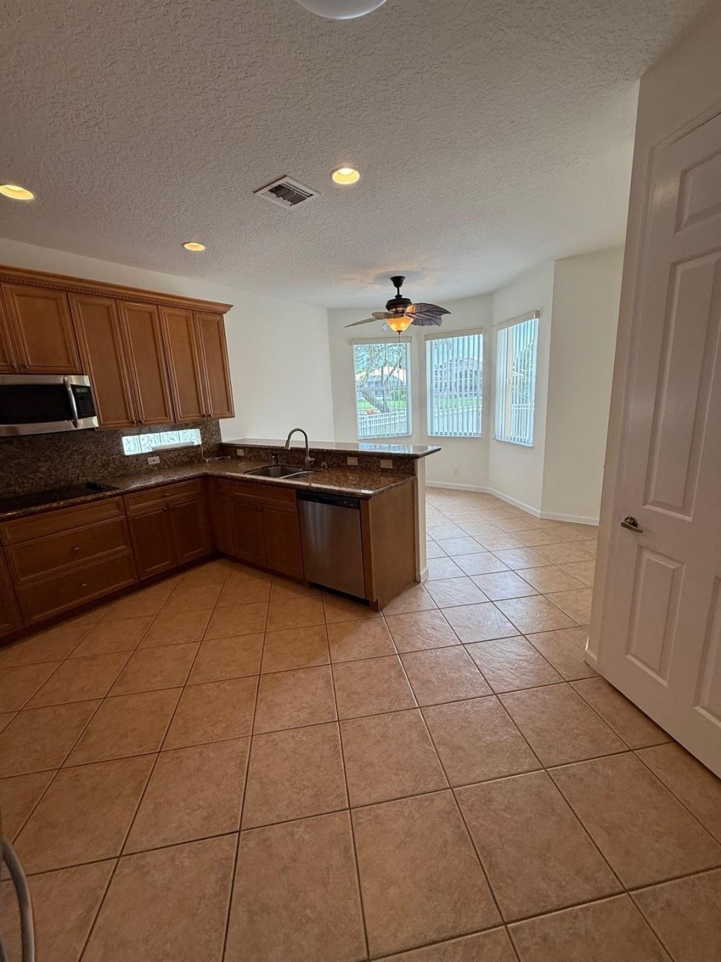 12039 Oakvista Drive, Boynton Beach, FL 33437 Photo