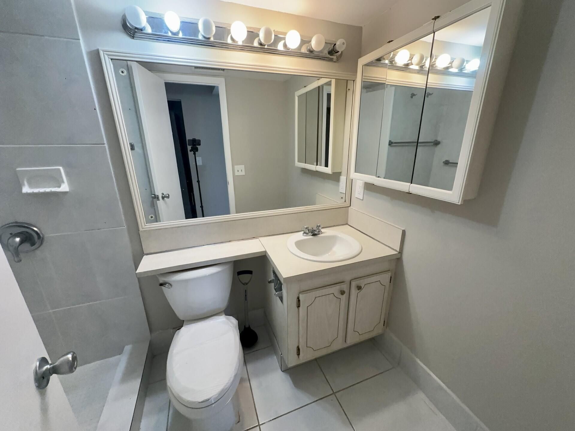 165 Coventry G, West Palm Beach, FL 33417 Photo