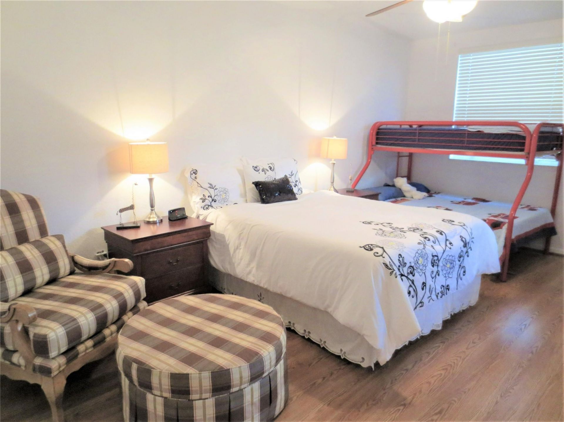 1900 Oceanwalk Lane, Unit 117, Lauderdale by the Sea, FL 33062 Photo
