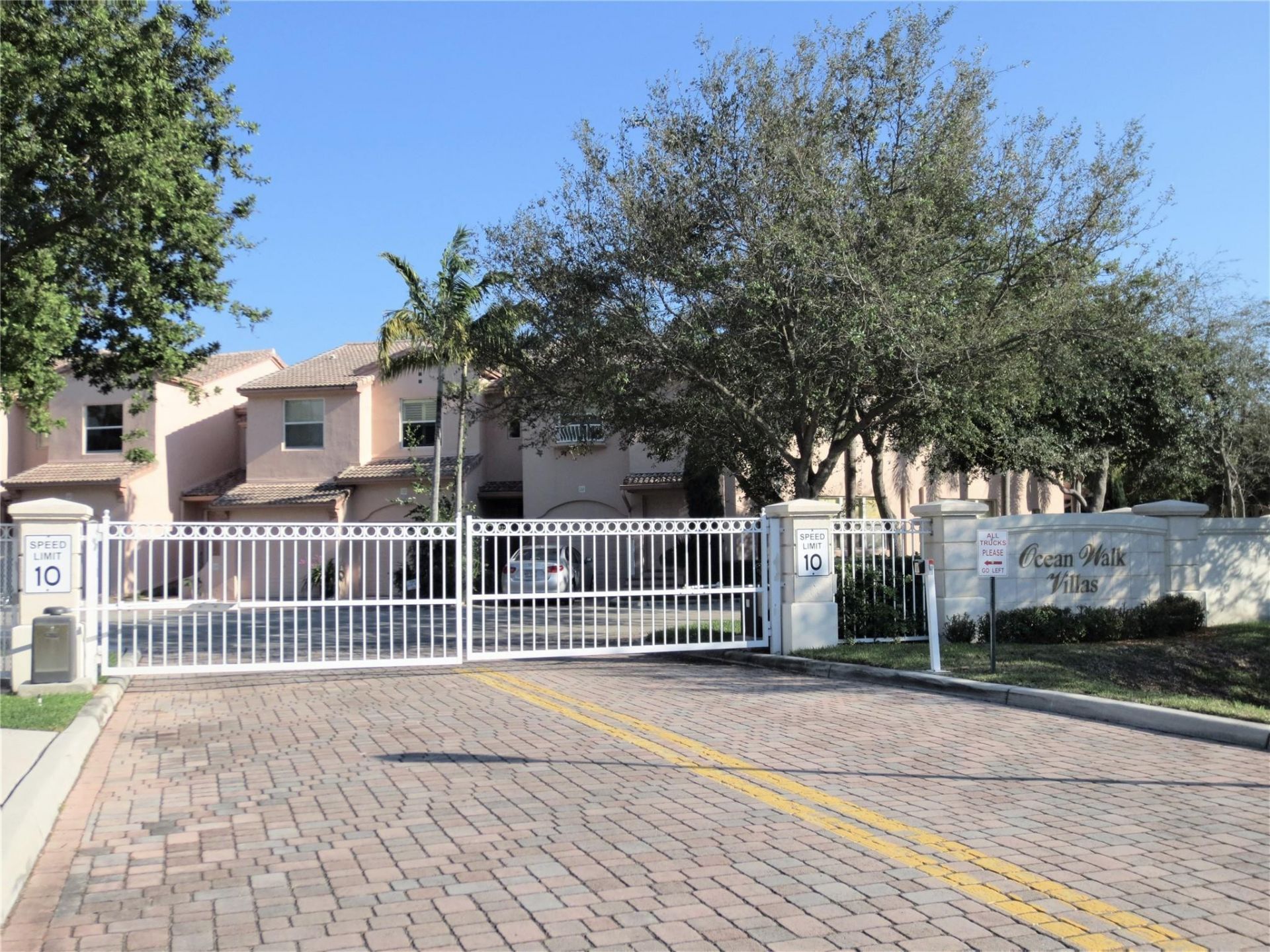 1900 Oceanwalk Lane, Unit 117, Lauderdale by the Sea, FL 33062 Photo