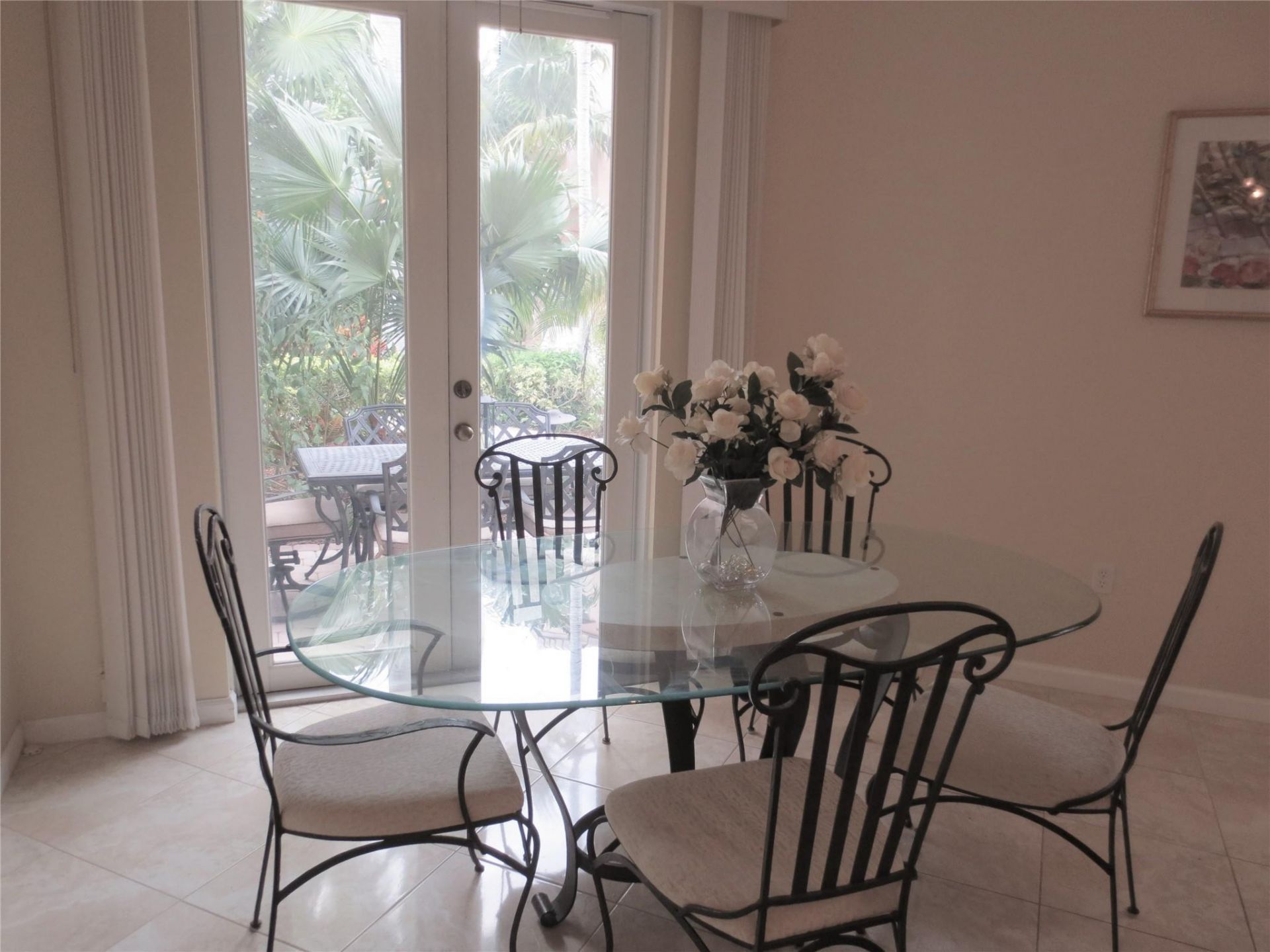 1900 Oceanwalk Lane, Unit 117, Lauderdale by the Sea, FL 33062 Photo