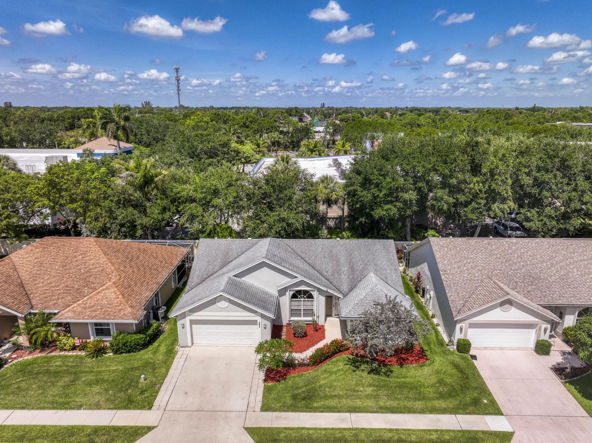 252 Moccasin Trail W, Jupiter, FL 33458 Photo