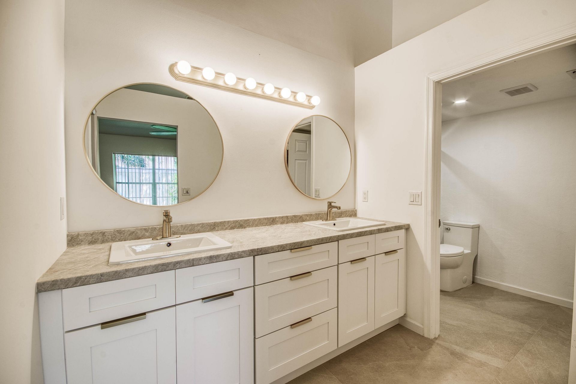 252 Moccasin Trail W, Jupiter, FL 33458 Photo