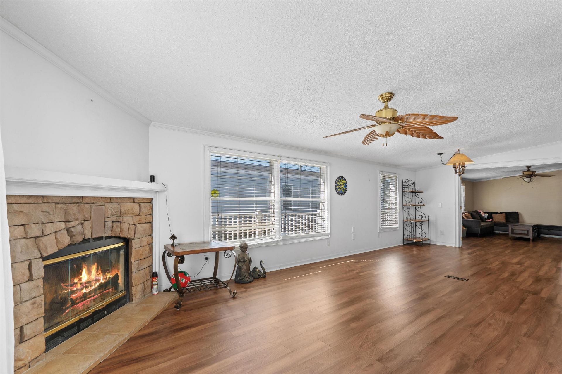 1021 Blossom St.  Photo 11