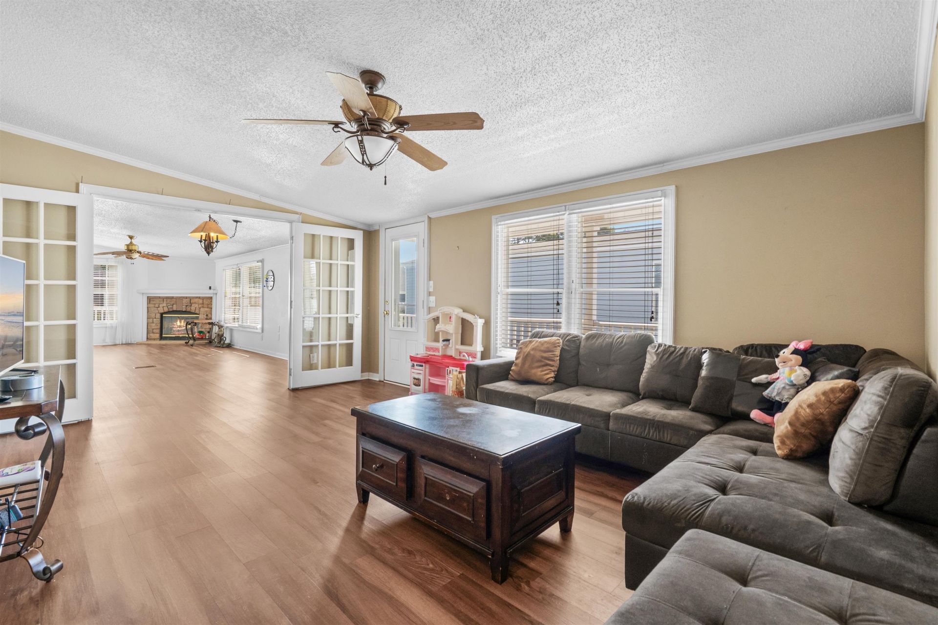 1021 Blossom St.  Photo 15