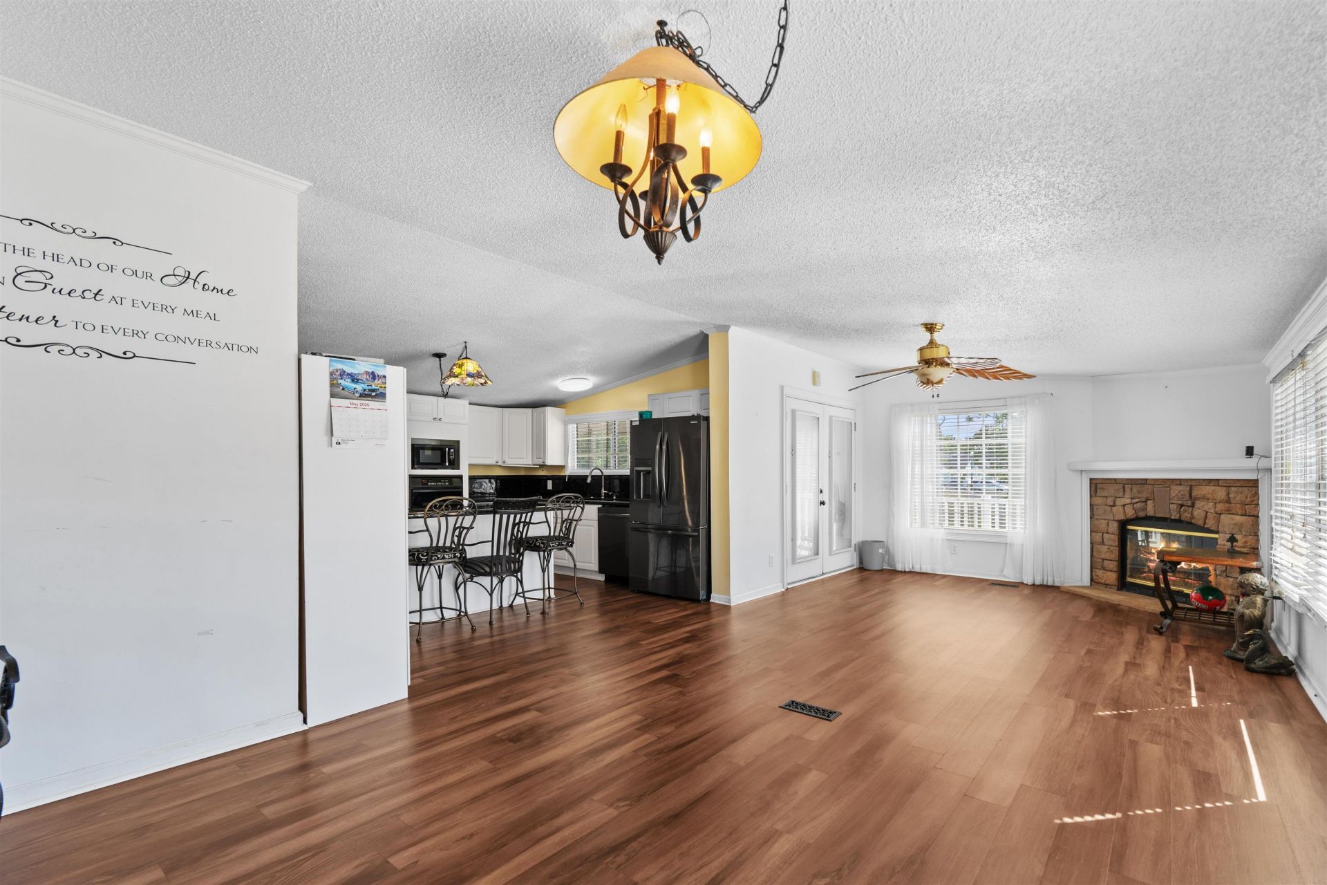 1021 Blossom St.  Photo 18