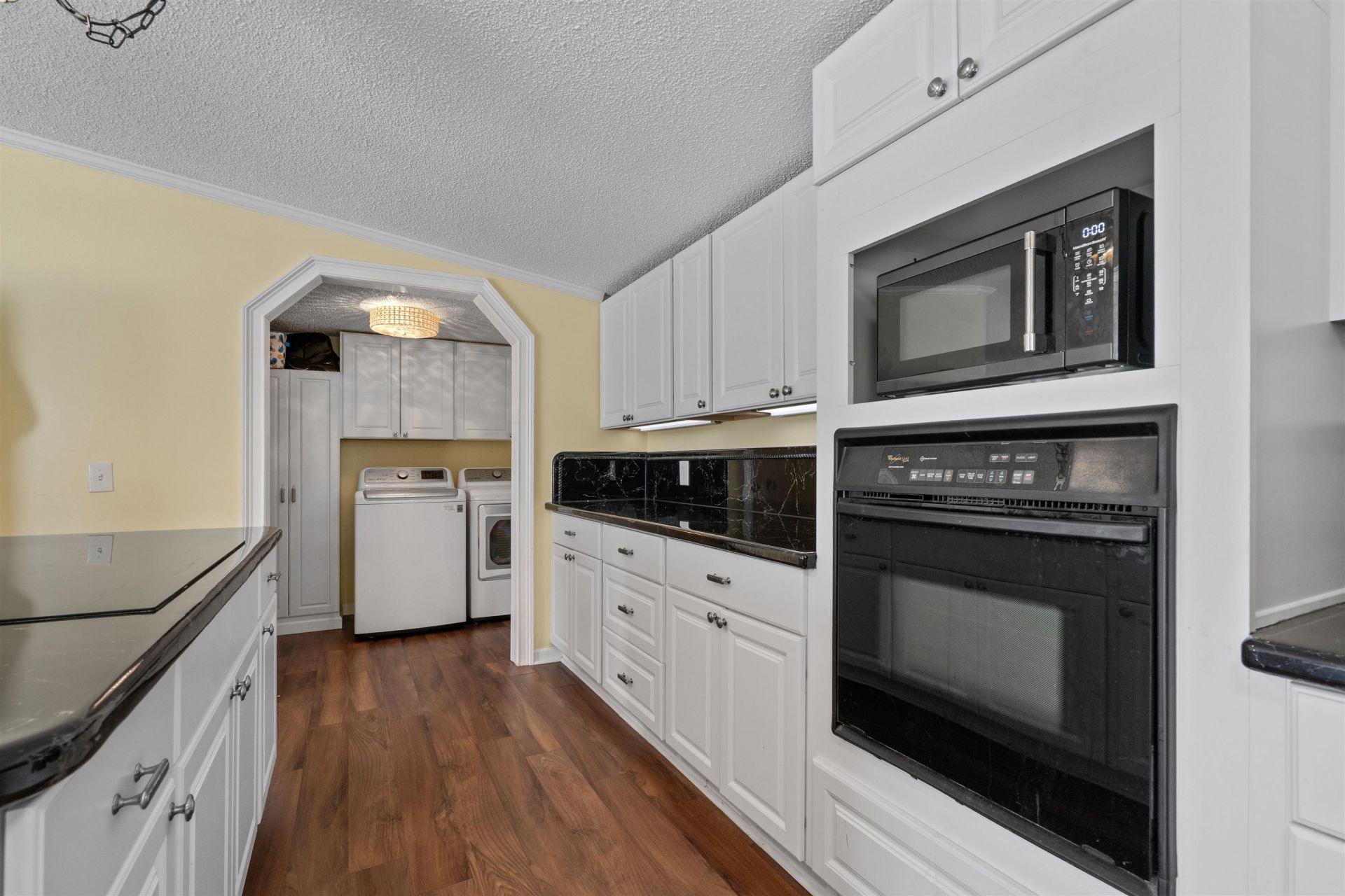 1021 Blossom St.  Photo 22