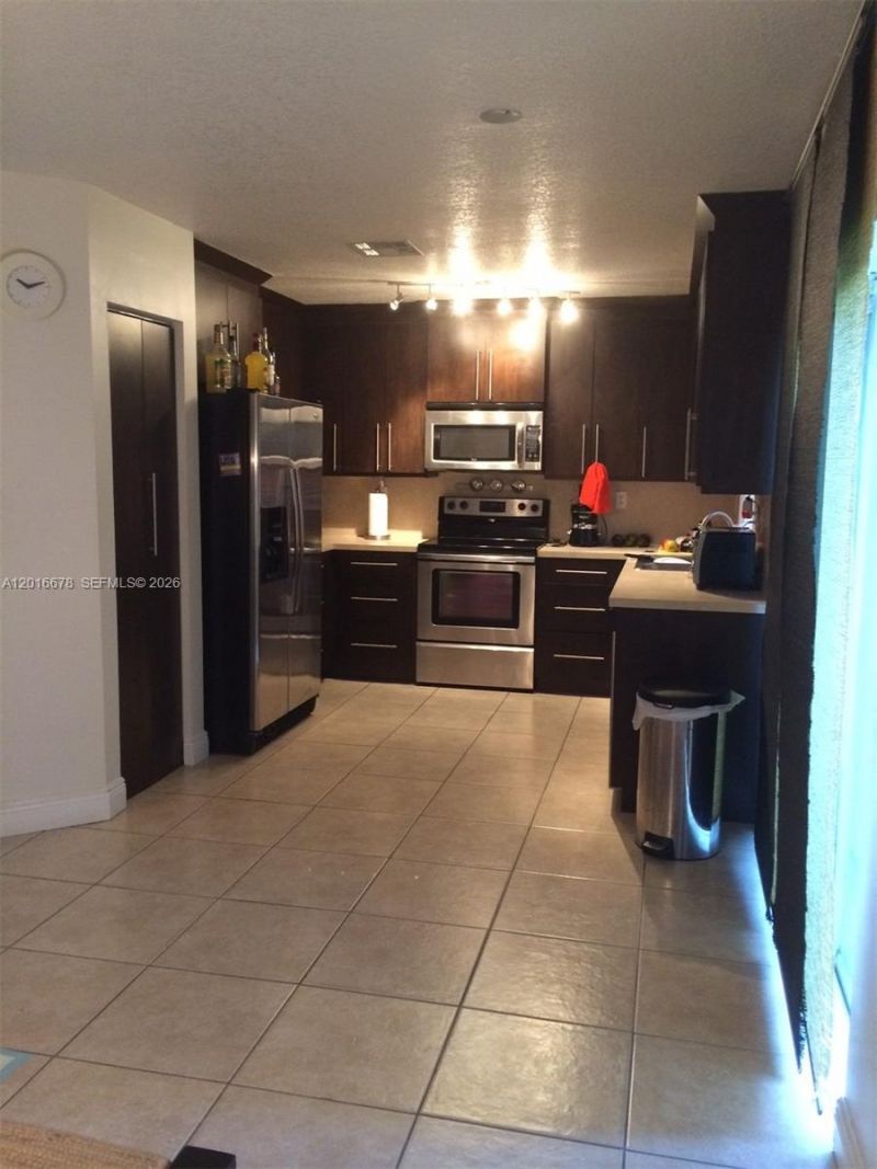 10026 SW 162nd Path, Miami, FL 33196 Photo