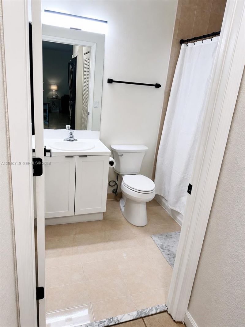 2741 NE 4th St, Unit 103, Homestead, FL 33033 Photo