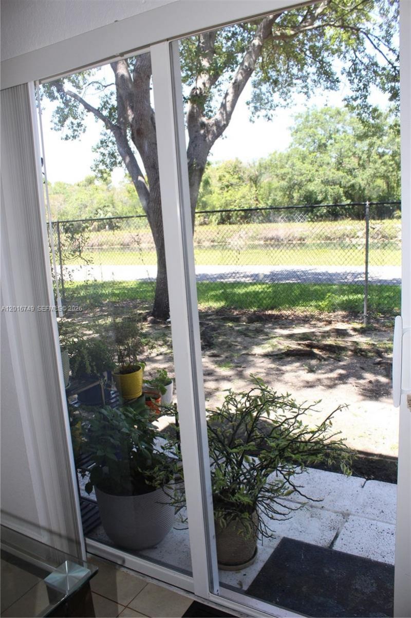 2741 NE 4th St, Unit 103, Homestead, FL 33033 Photo