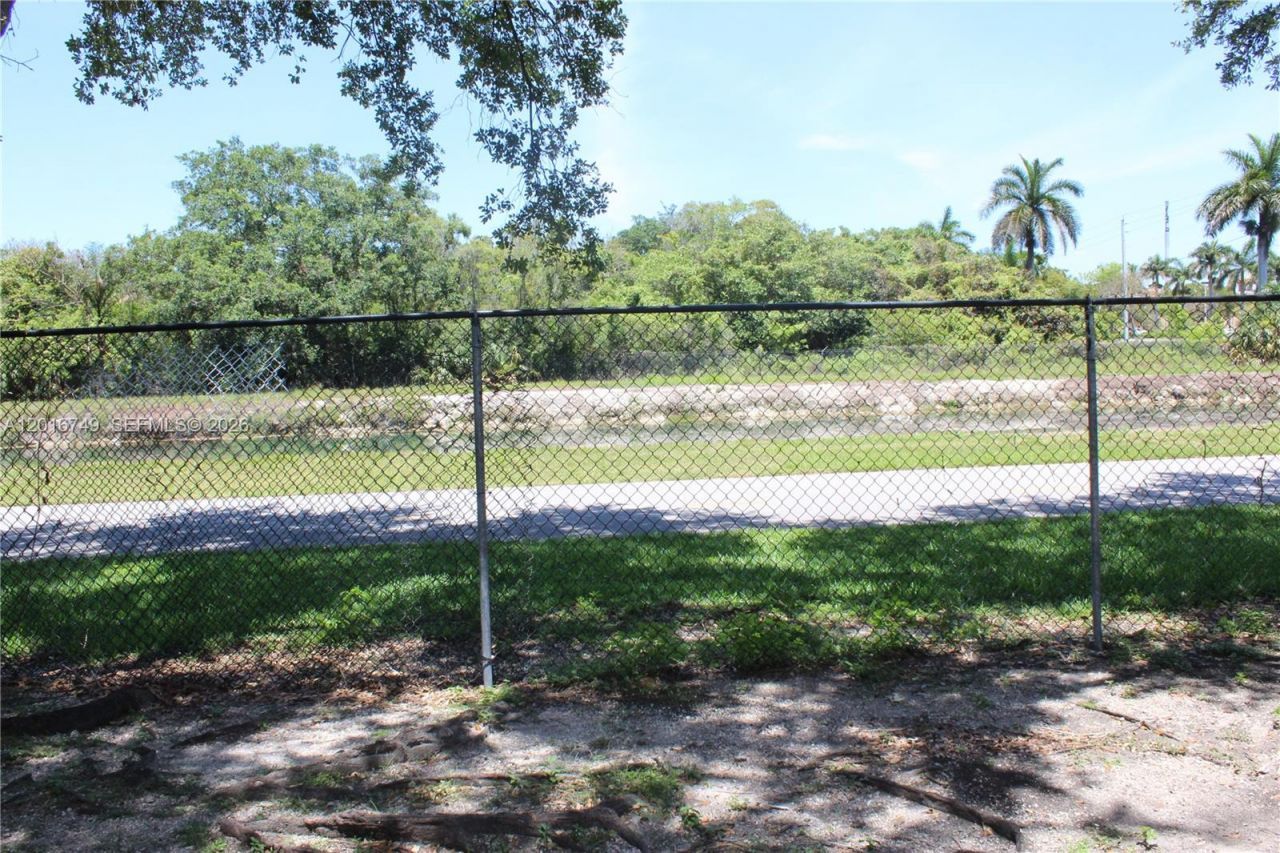 2741 NE 4th St, Unit 103, Homestead, FL 33033 Photo
