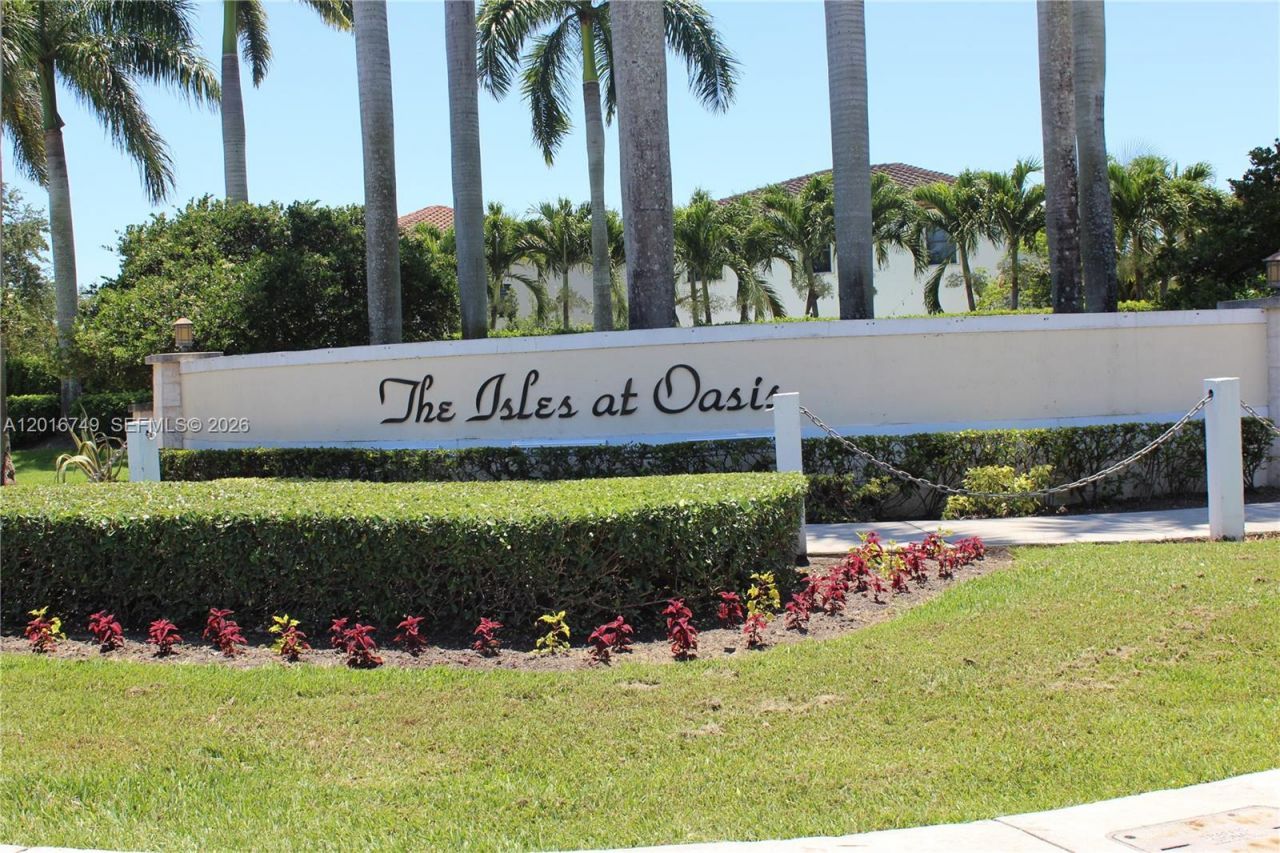 2741 NE 4th St, Unit 103, Homestead, FL 33033 Photo