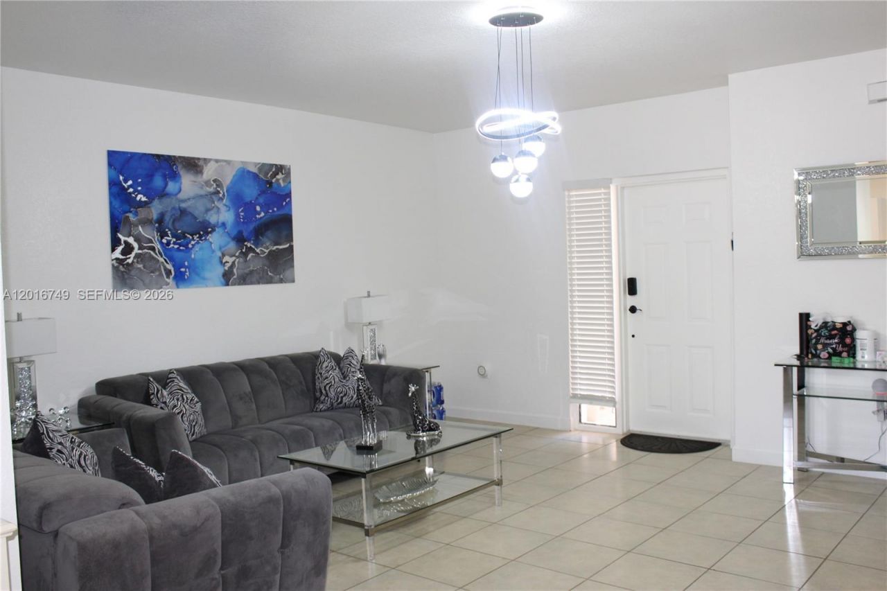 2741 NE 4th St, Unit 103, Homestead, FL 33033 Photo