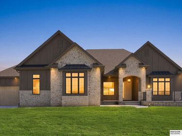 12363 Carpenter Street, Papillion, NE 68046