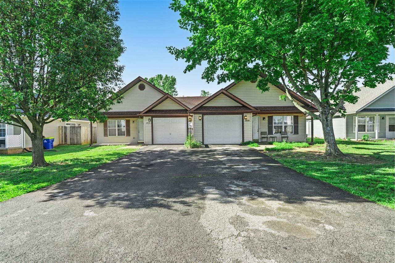 2050 Salisbury Drive , Bowling Green, KY 42101 Main Photo