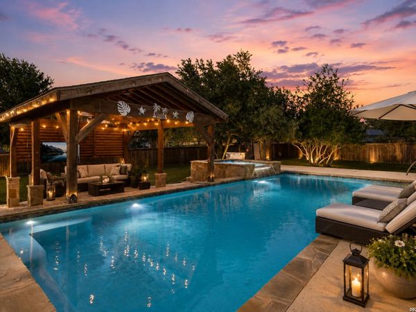 198 JASPER PT, Castroville, TX 78009