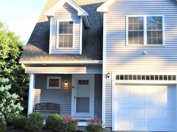 16 Tuckerdale, Unit 16, Millis, MA 02054