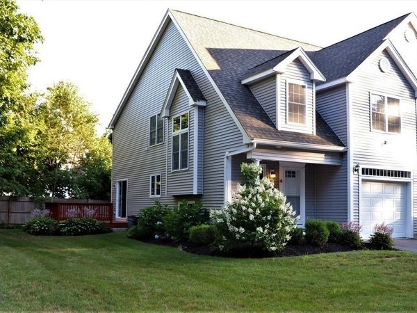 16 Tuckerdale, Unit 16, Millis, MA 02054