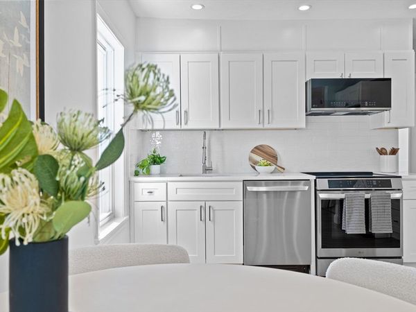 3 Hillside Ave, Unit 2, Somerville, MA 02145