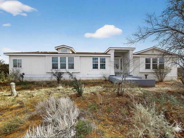 8 Clinger Lane , Los Lunas, NM 87031