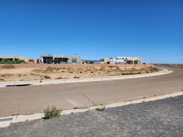 6301 Vista Del Prado Road NW, Albuquerque, NM 87120