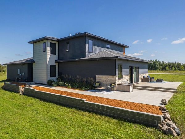 958 Willow Springs Road, Detroit Lakes, MN 56501