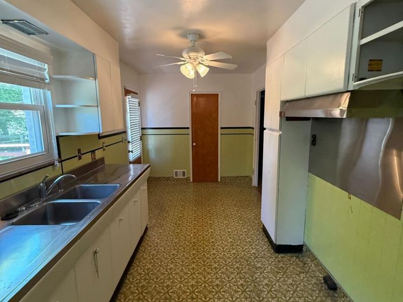 7609 Forest Road, Anderson Twp, OH 45255 Photo 8