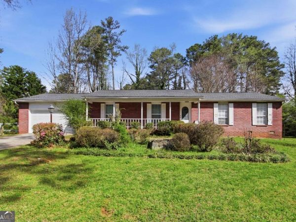 860 Regency Court, Lawrenceville, GA 30044