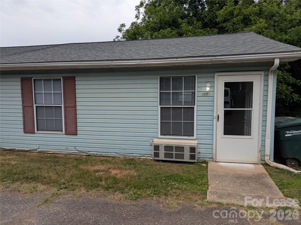 252 Lytton Street , Troutman, NC 28166
