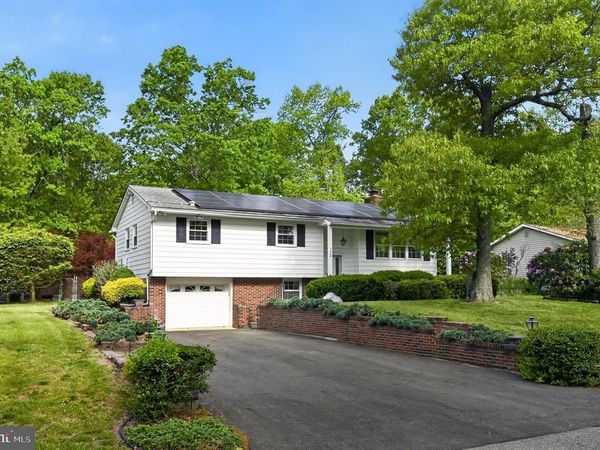 2488 BROOKHAVEN DRIVE, VINELAND, NJ 08361