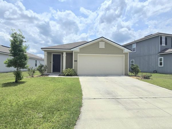 8042 CAPE FOX Drive, Jacksonville, FL 32222