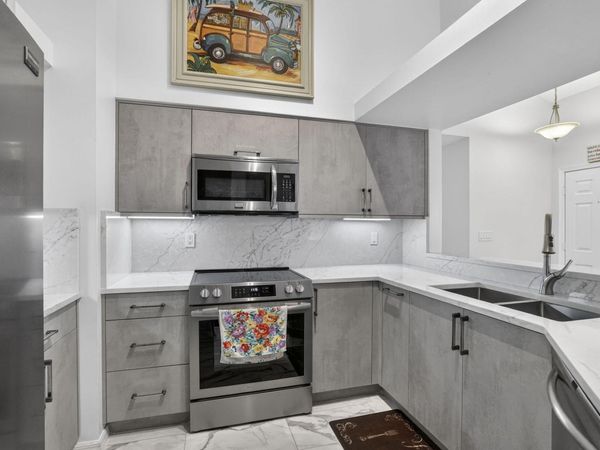 2097 Bonisle Circle, Riviera Beach, FL 33418