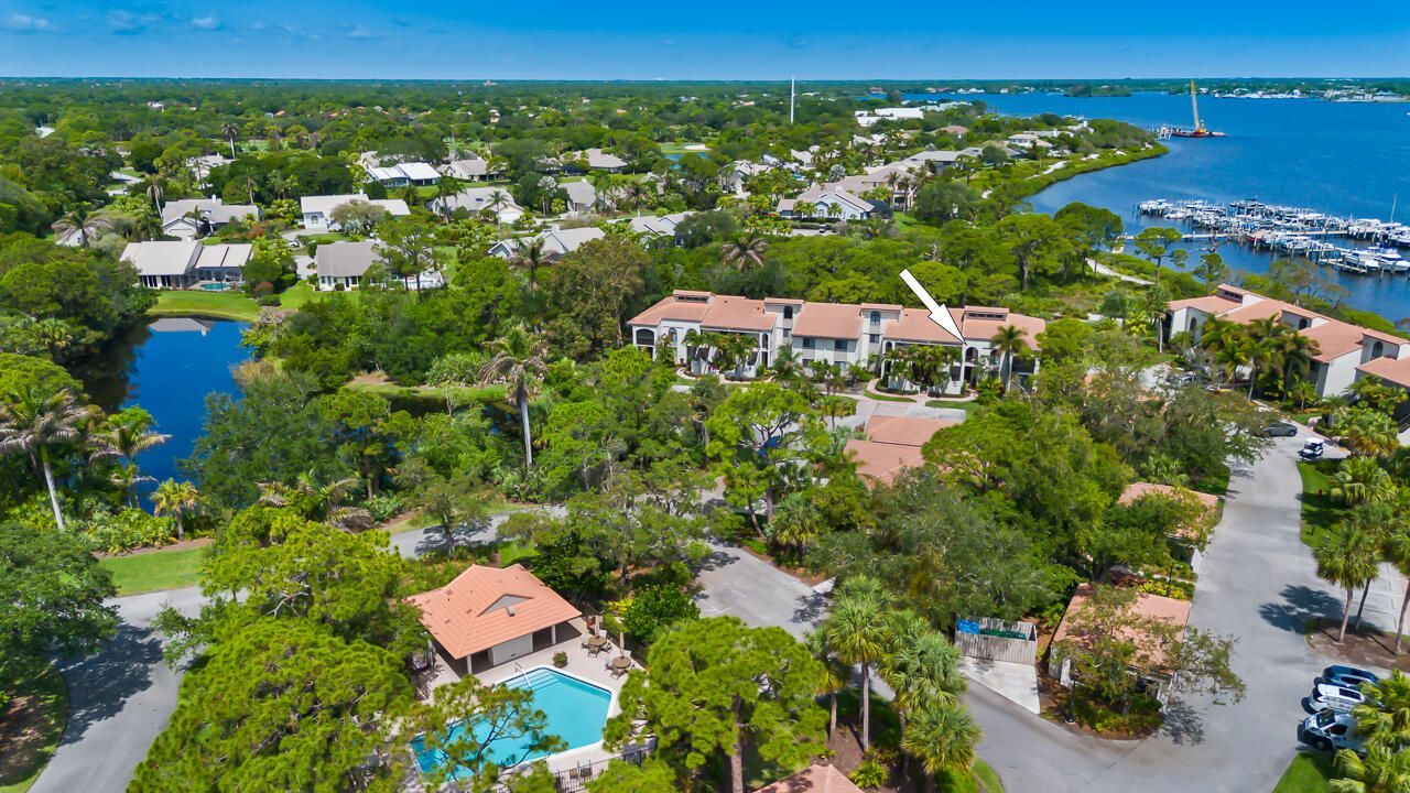 2516 NW Seagrass Drive, Unit 8b, Palm City, FL 34990 Photo